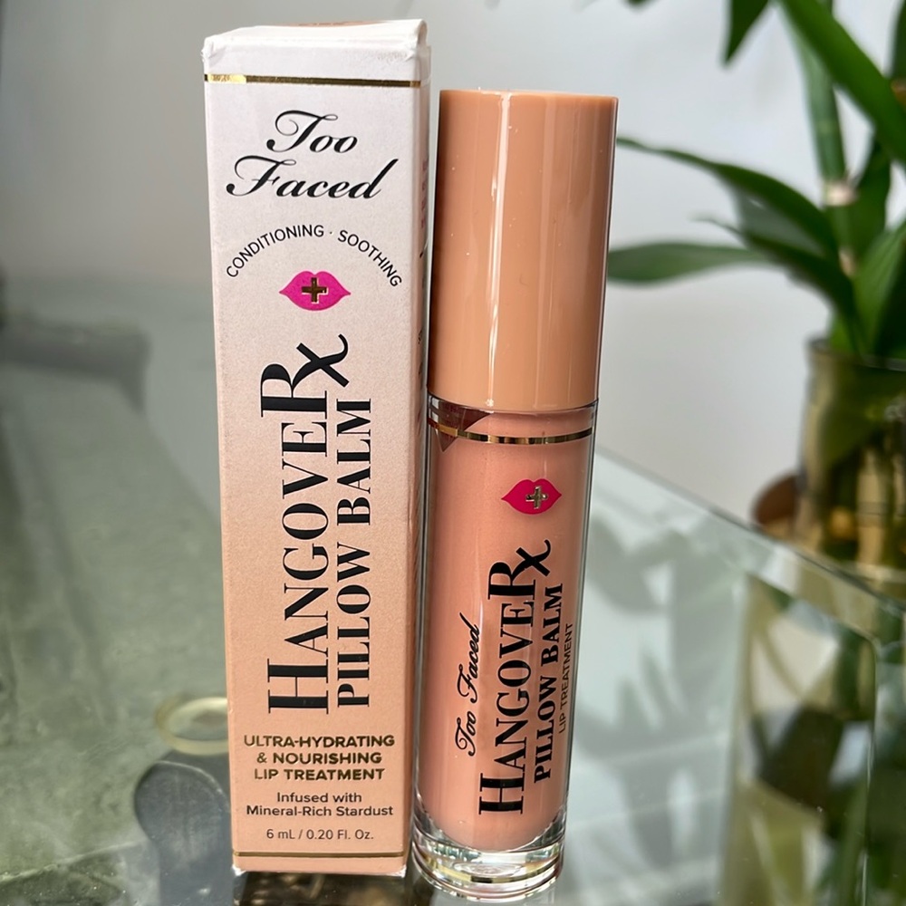 Too Faced Hangover Pillow Balm in Cocoa Kiss - Discontinued